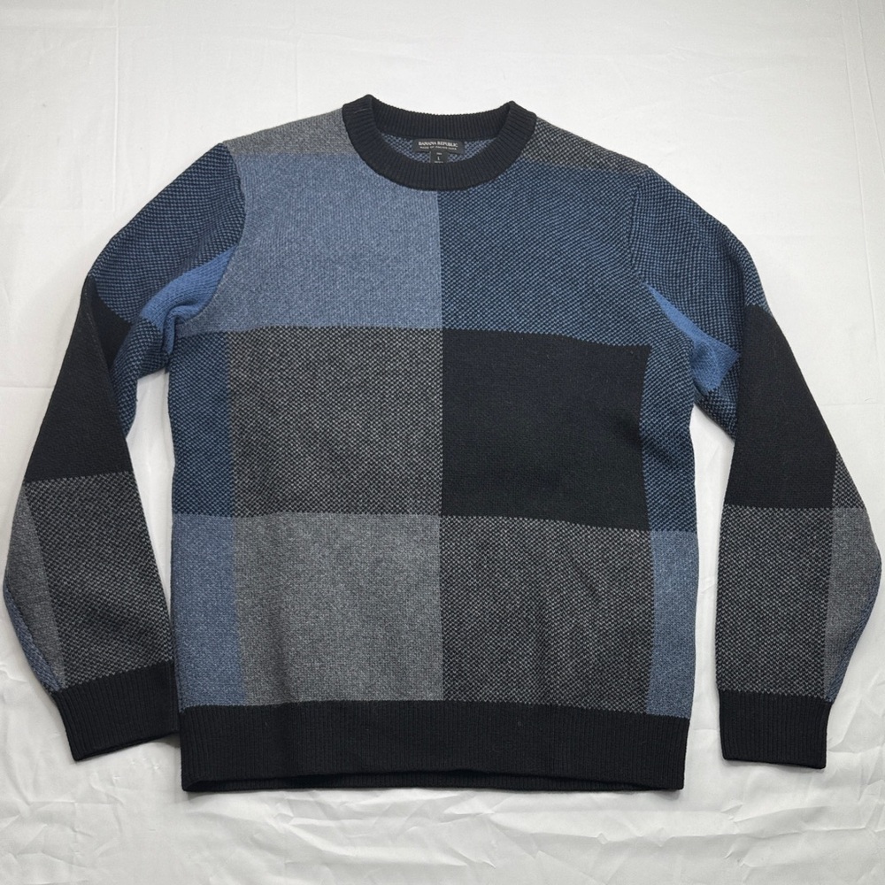 Banana Republic Men's Blue and Gray Crewneck Sweater recycled Italian wool